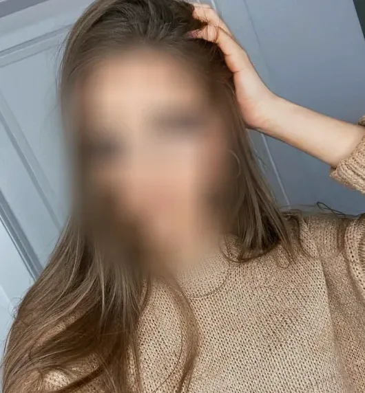 Fatima, 29