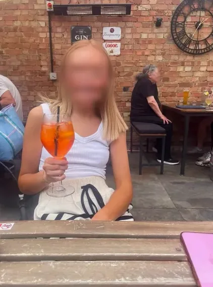 Vilma, 26